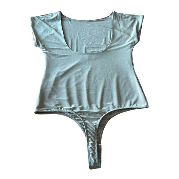 By‎ Together Women’s M Square Neck Cap Sleeve Bodysuit Fog Gray Elevated Basic - Picture 2 of 8